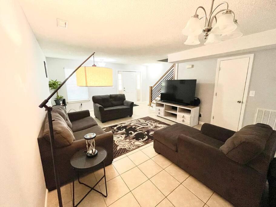 Lovely 2-Bedroom Condo W/Balcony And Free Parking Nashville Exterior photo
